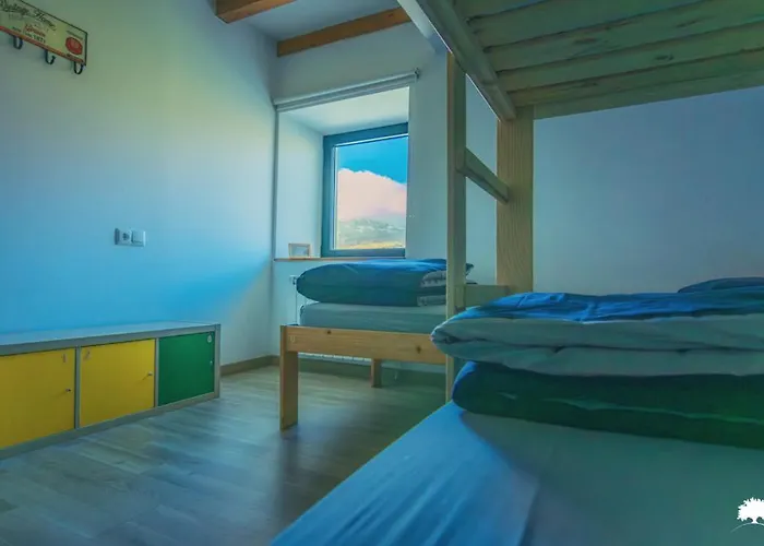 La Incera Хостел *